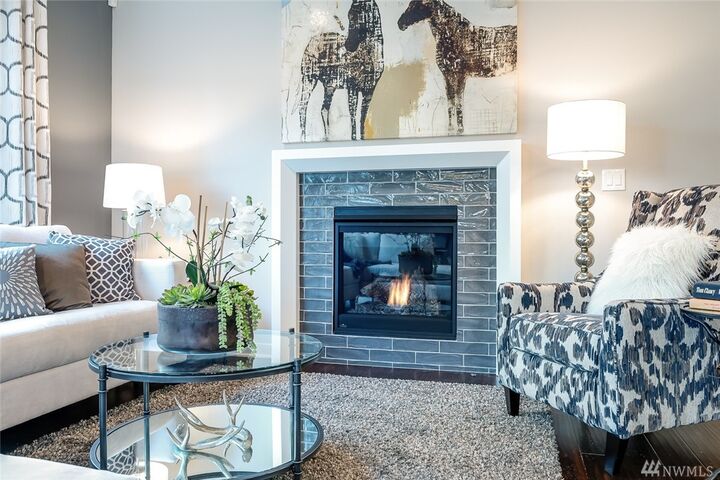 Property Photo: 3730 133rd Place SW 4 WA 98087