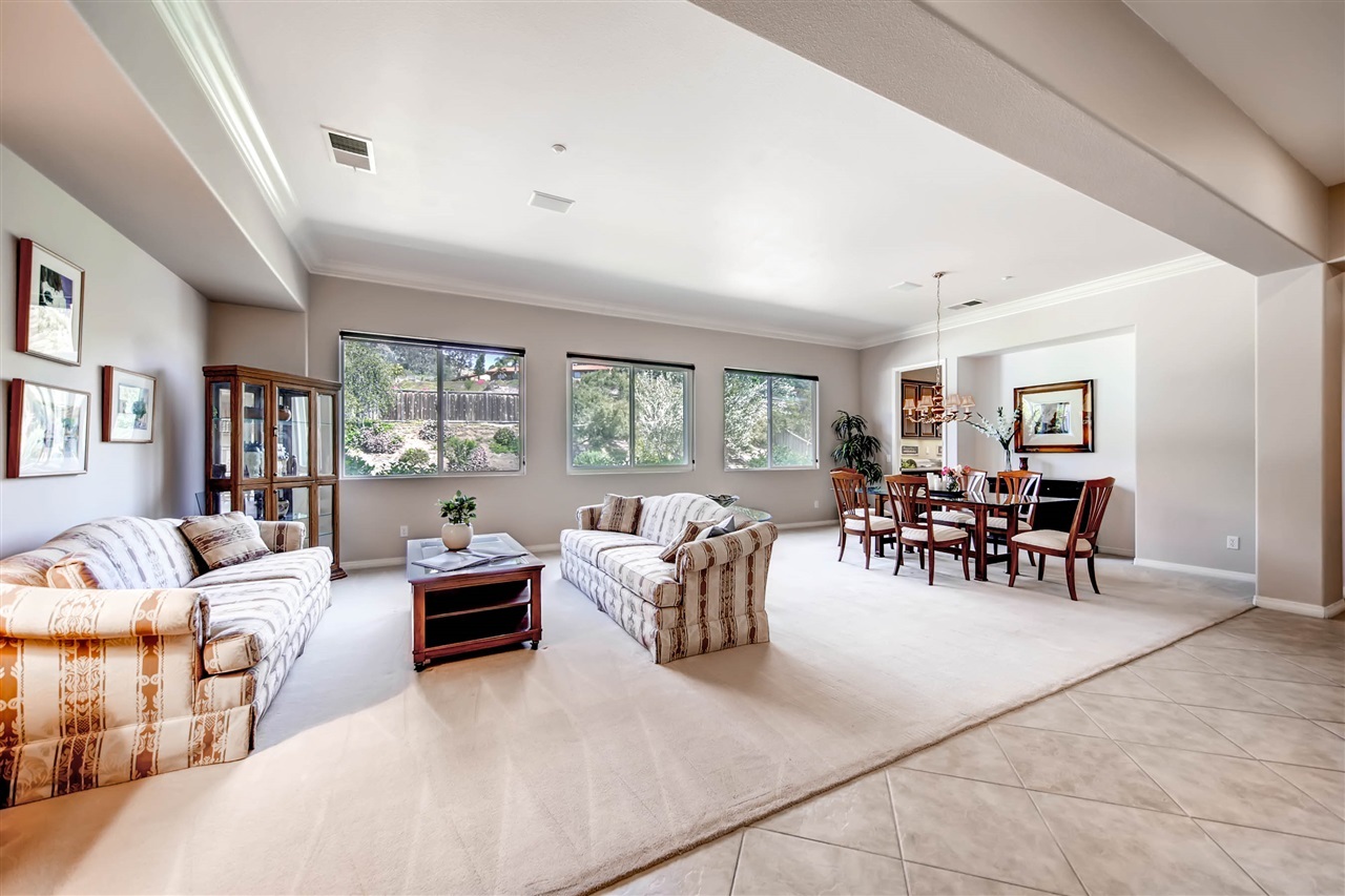 Property Photo: 2184 Ipanema Lane CA 92084