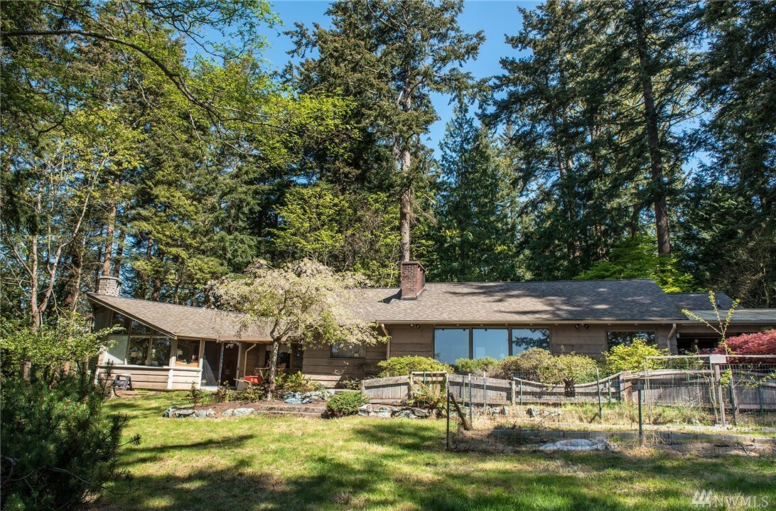 Property Photo:  1275 N Chuckanut Dr  WA 98229 