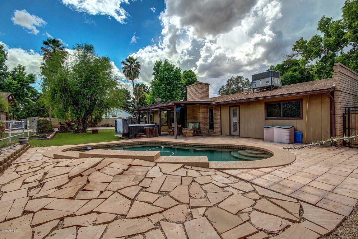 Property Photo:  403 N Beverly Way  AZ 85353 