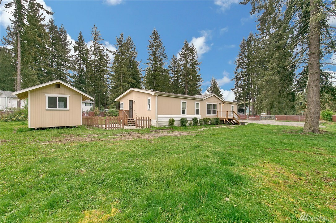 Property Photo:  7413 154th Ct E  WA 98375 