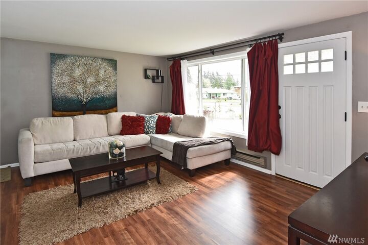 Property Photo:  5701 241st St SW  WA 98043 