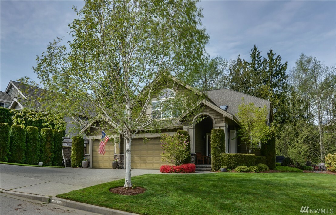 Property Photo:  4711 Parkview Lane  WA 98274 