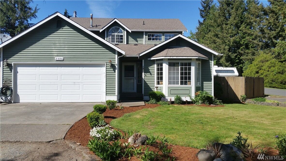 Property Photo:  21856 SE 271st Place  WA 98038 