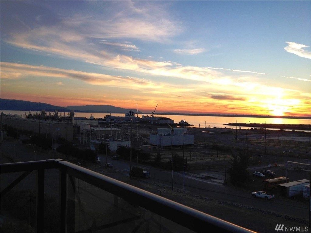Property Photo: 1015 Railroad Avenue 406 WA 98225