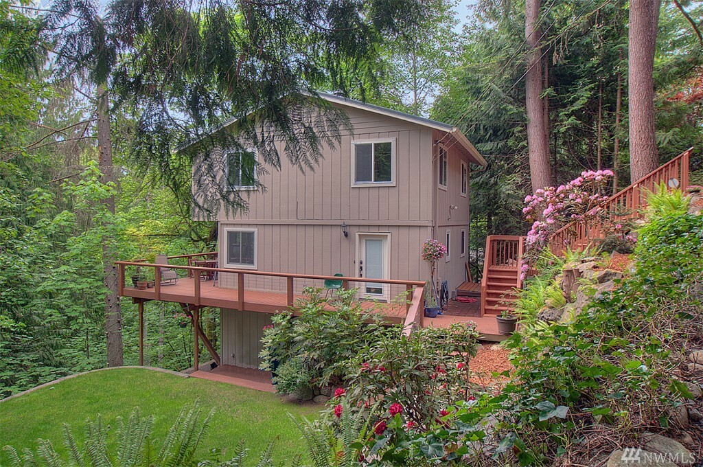 Property Photo:  1315 Wildwood Blvd SW  WA 98027 