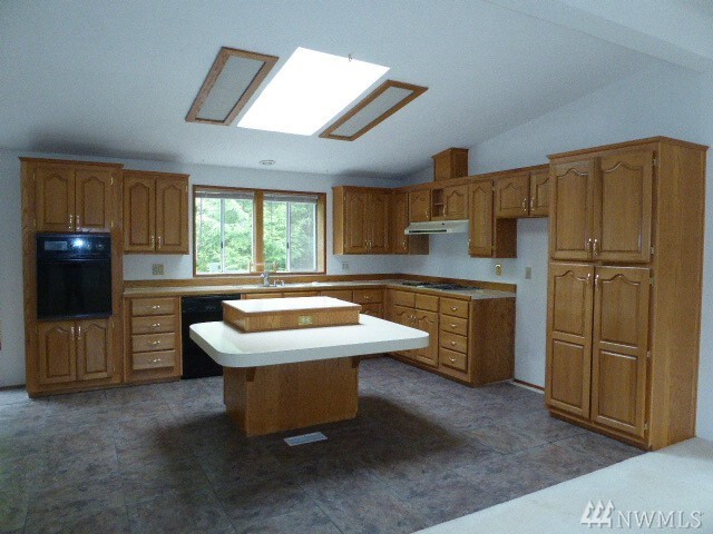 Property Photo: 20230 87th Ave SE WA 98296