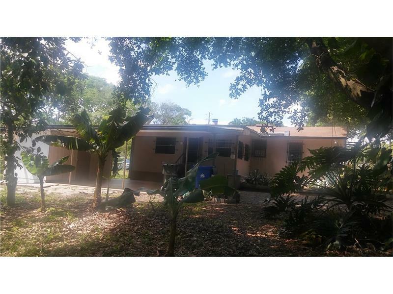 Property Photo:  925 E Silver Star Road  FL 34761 