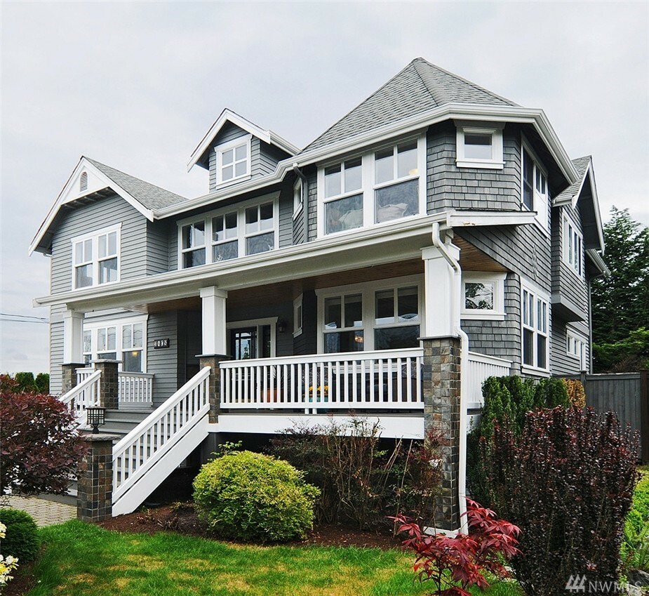 Property Photo: 3408 27th Ave W WA 98199