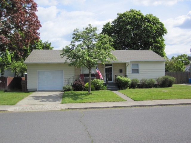 Property Photo: 5812 N F St WA 99205