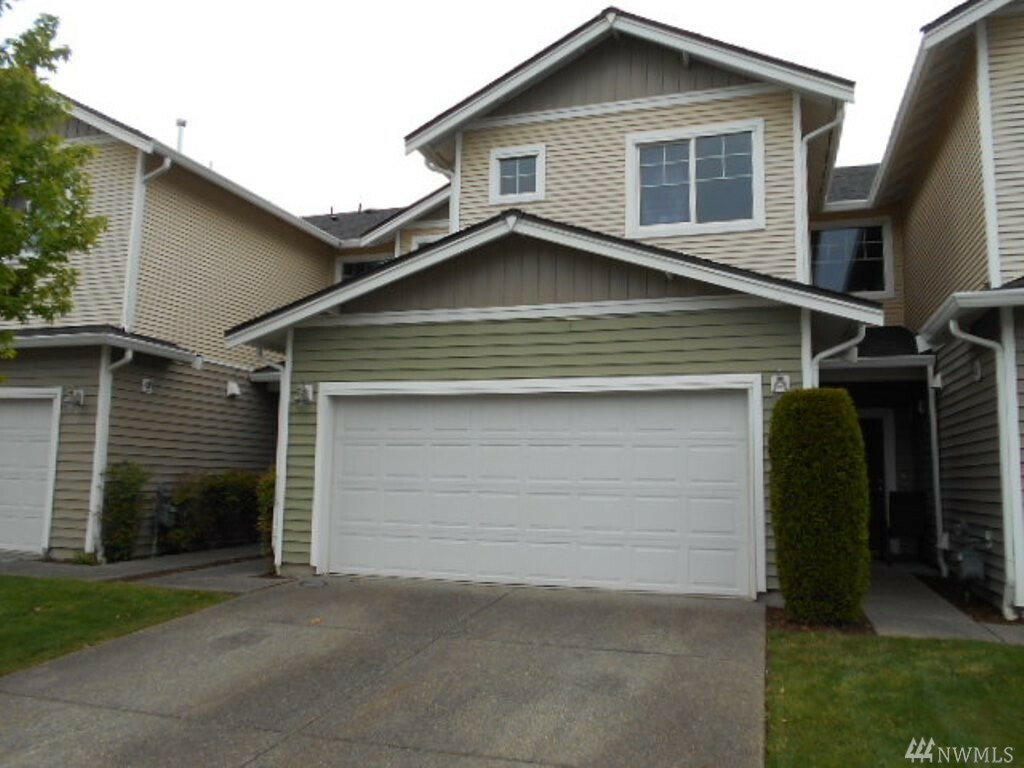 Property Photo:  1405 52nd St NE  WA 98002 