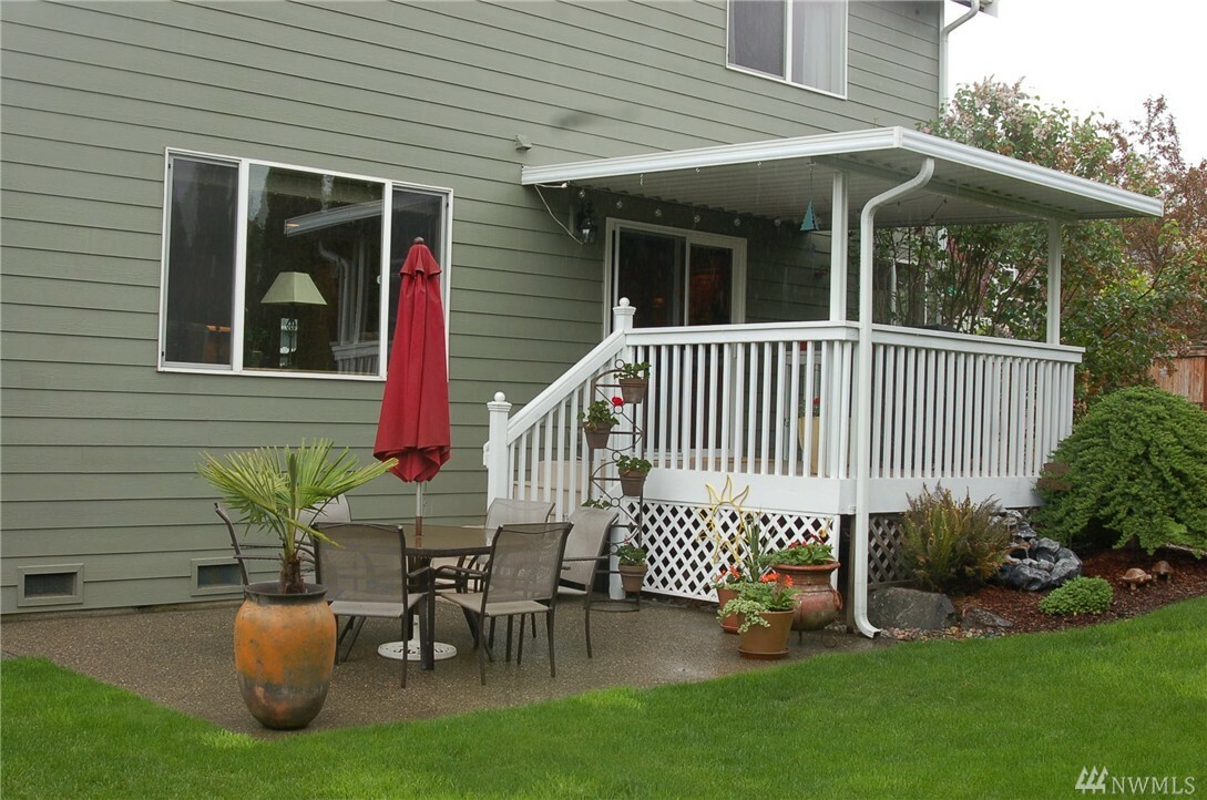 Property Photo:  20109 SE 260th Place  WA 98042 