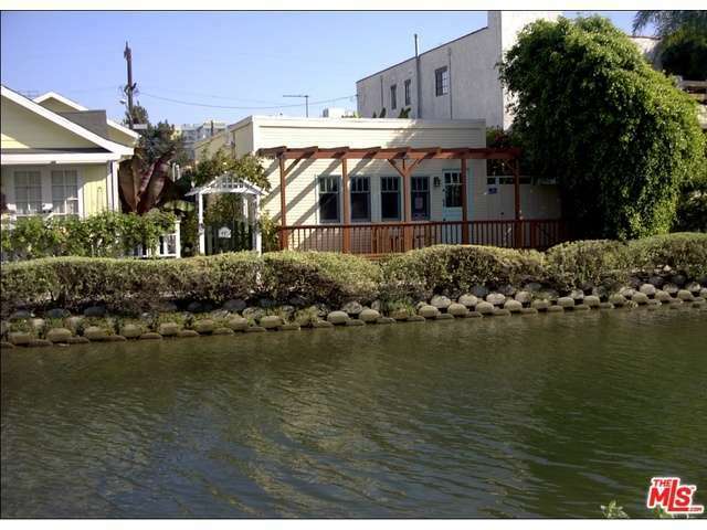 Property Photo: 442 Sherman Canal CA 90291