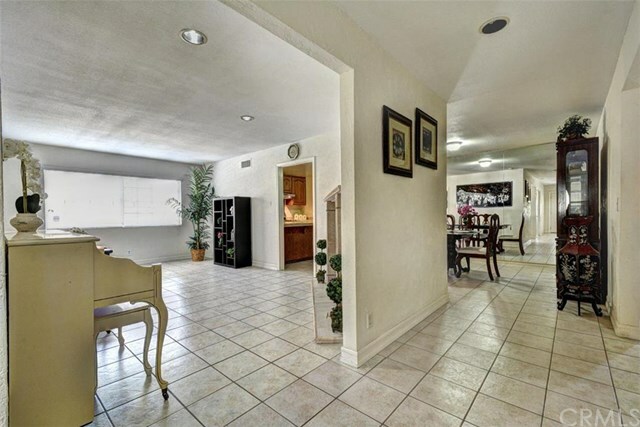 Property Photo:  2505 W Chain Avenue  CA 92804 