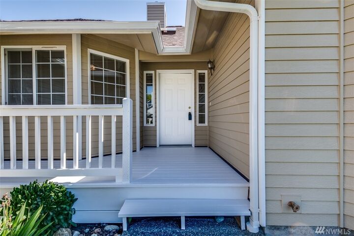 Property Photo:  4019 Peters Lane  WA 98221 