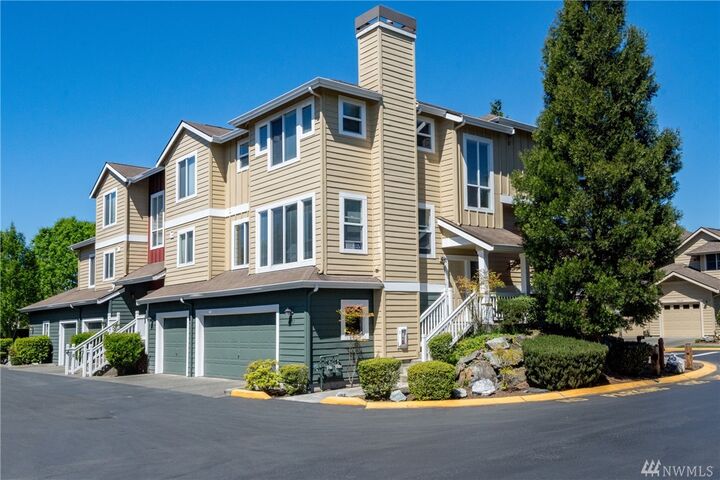 9051 161st Place NE 2904  Redmond WA 98052 photo