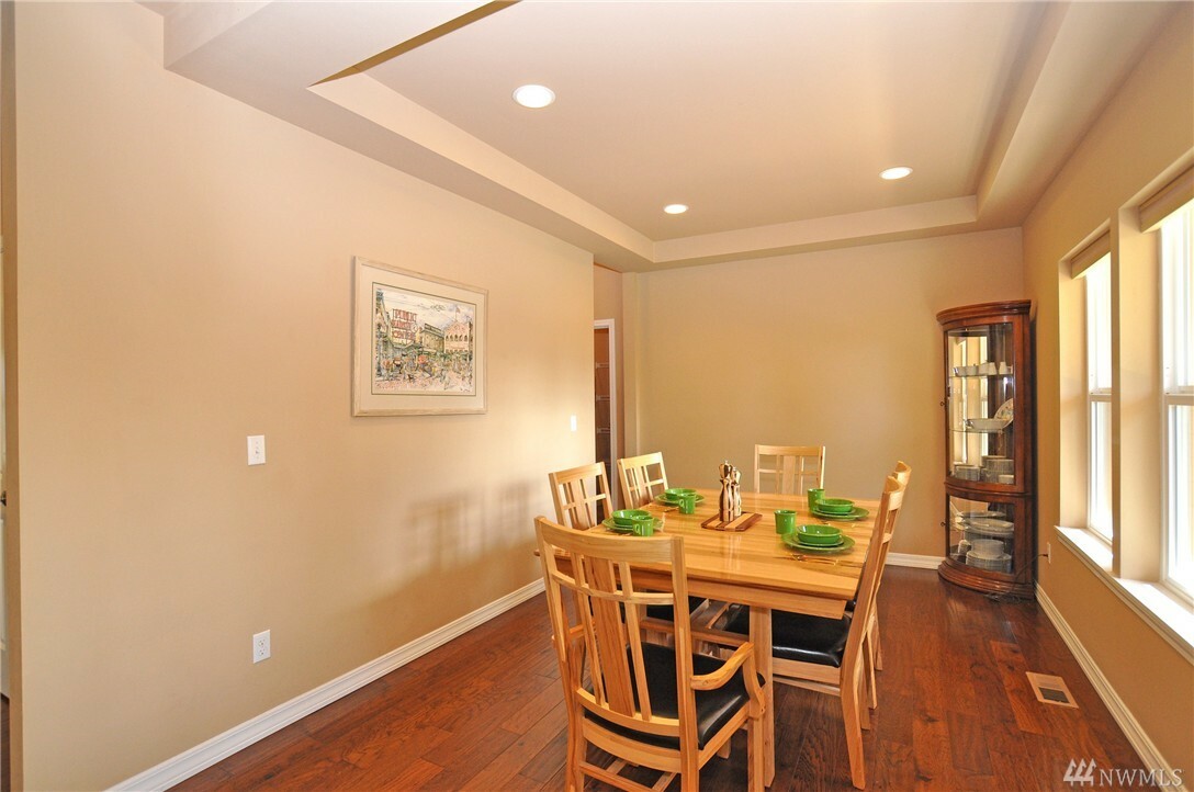 Property Photo: 1214 Mar Vista Dr WA 98466