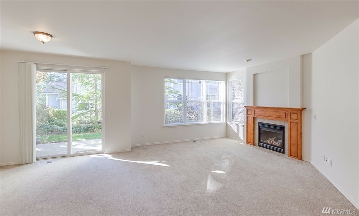 Property Photo: 7216 Centerville Ct 905 WA 98292