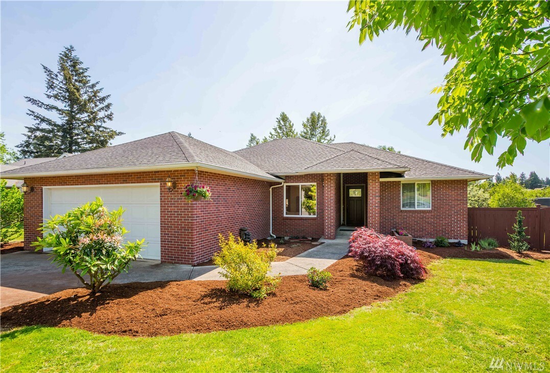 Property Photo:  2191 Jones Circle  WA 98248 