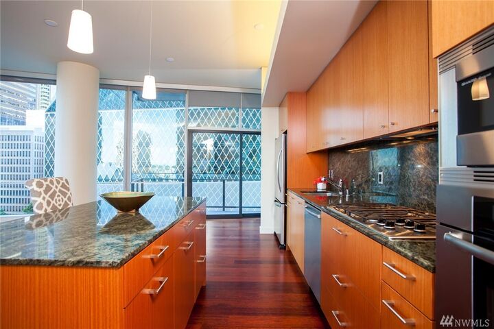 Property Photo: 909 5th Ave 501 WA 98164