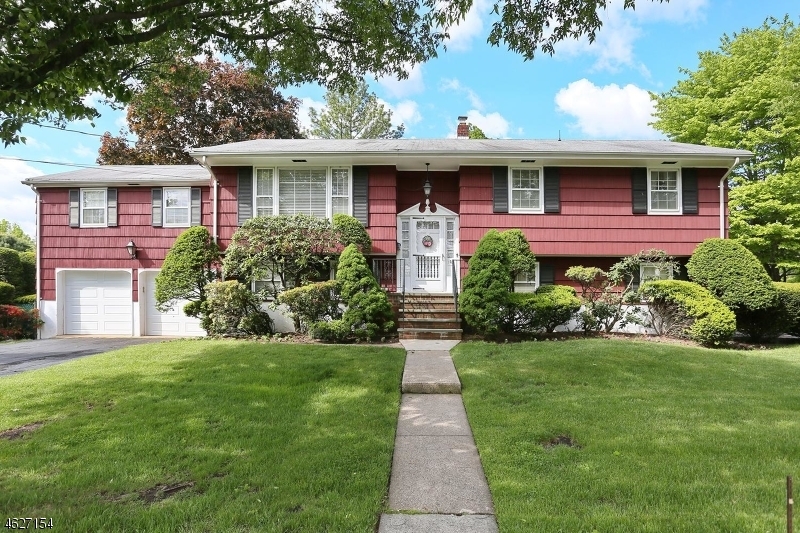 Property Photo:  176 Midland Ave  NJ 07652 