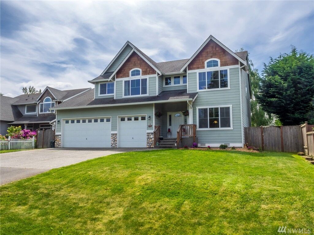 Property Photo:  18111 40th Ave W  WA 98037 