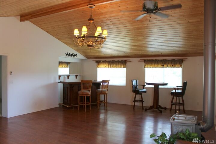 Property Photo:  4020 Vantage Hwy  WA 98926 