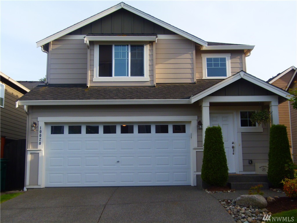 Property Photo:  10020 2nd Place NE  WA 98258 