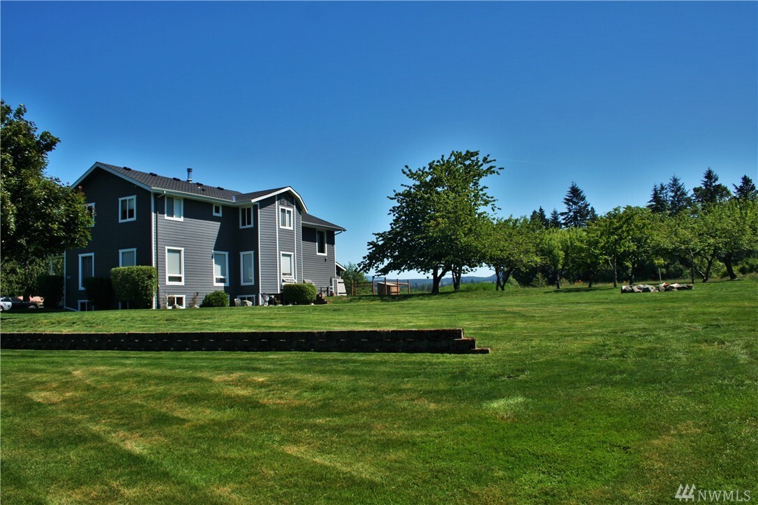 Property Photo: 19629 Cygnus Lane WA 98273