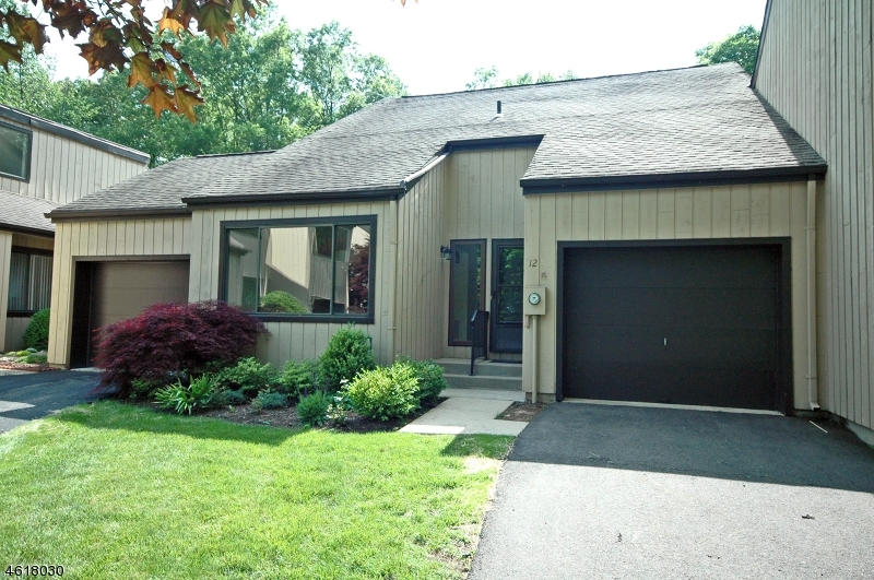 Property Photo:  12 Beech Ln   07962 