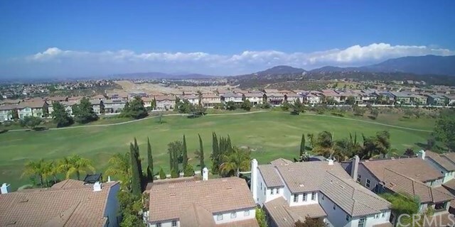 Property Photo:  45863 Corte Carmello  CA 92592 