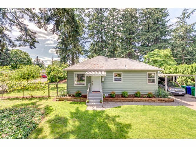 Property Photo: 805 NE 112th Ave OR 97220