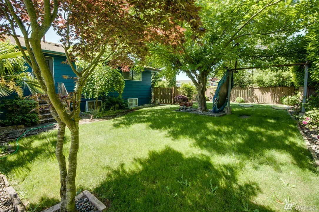 Property Photo: 4901 30th St NE WA 98422