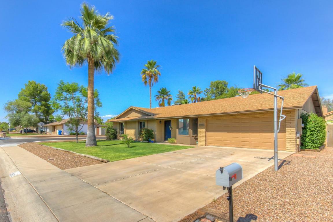 Property Photo:  15609 N 49th Place  AZ 85254 