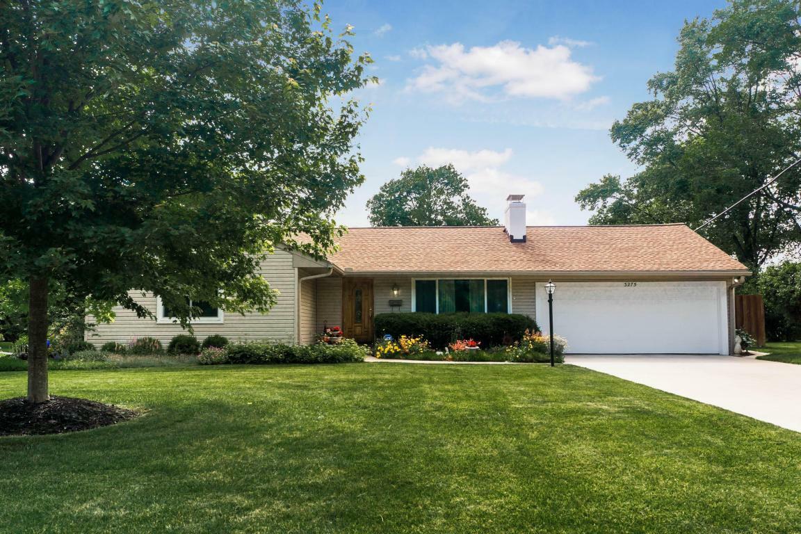 Property Photo: 3275 Colchester Road OH 43221