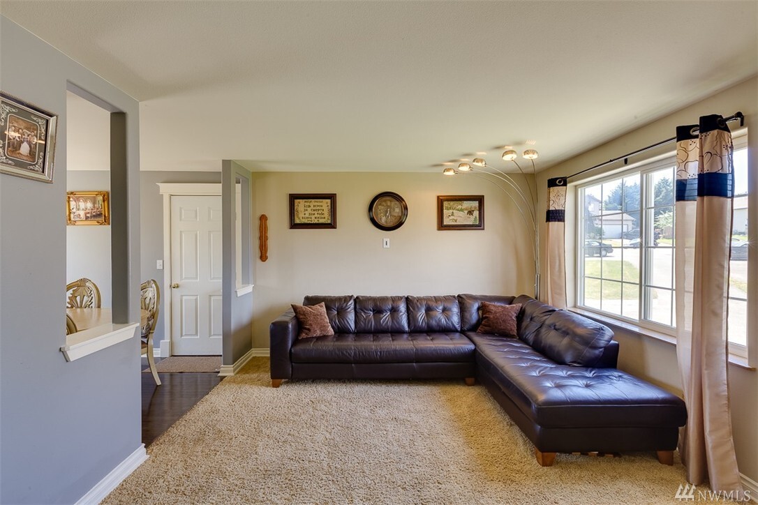 Property Photo:  2219 Jasmine Place  WA 98273 