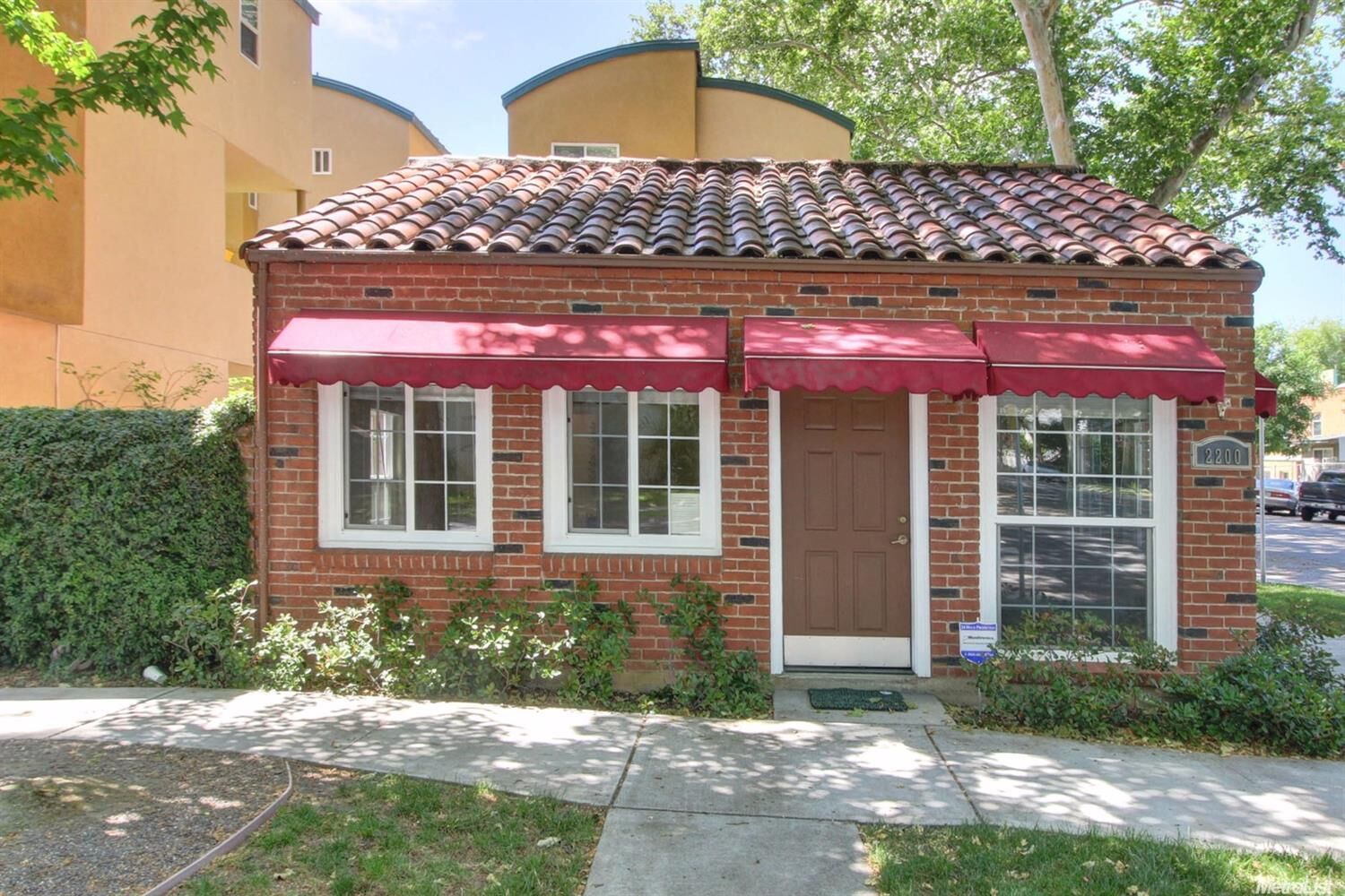 Property Photo: 2200 5th Street CA 95818