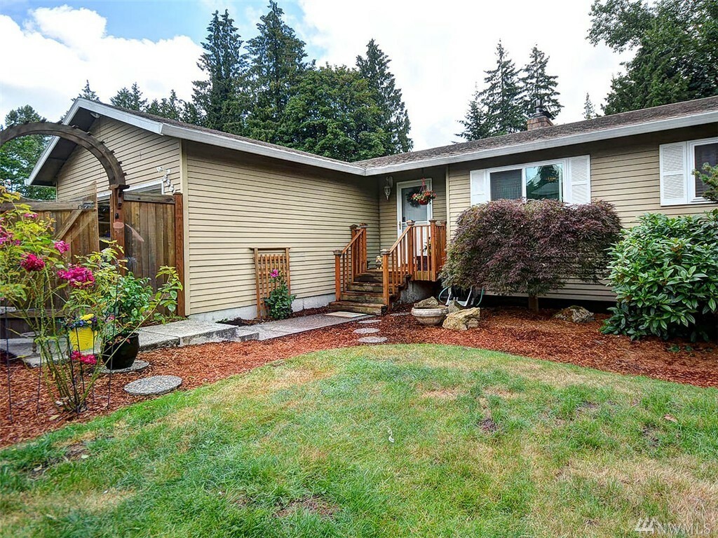 Property Photo:  23617 36th Place W  WA 98036 