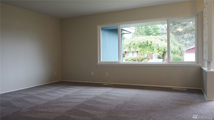 Property Photo:  2206 S 288th Place  WA 98003 