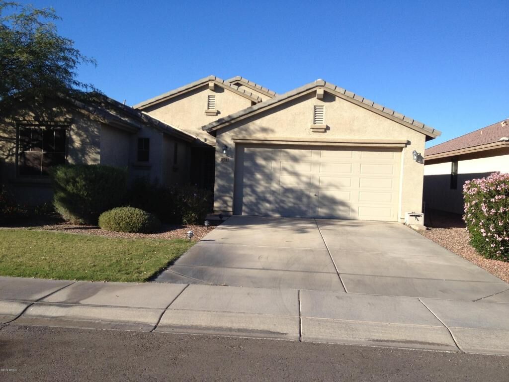 Property Photo: 774 W Desert Hills Drive AZ 85143