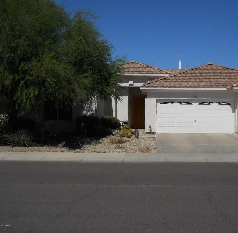 Property Photo:  790 W Cherrywood Drive  AZ 85248 