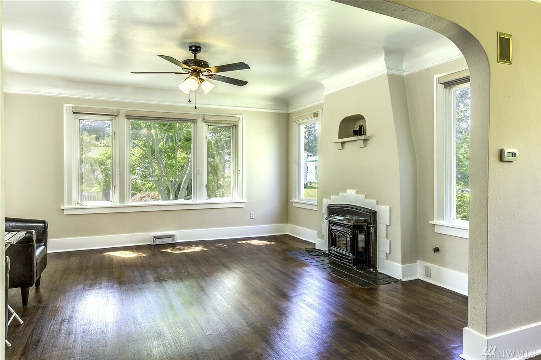 Property Photo: 4009 N 25th St WA 98406