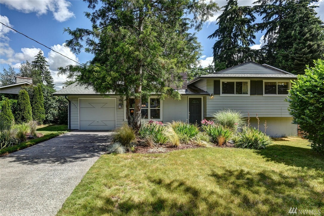 Property Photo: 16850 NE 14th Place WA 98008