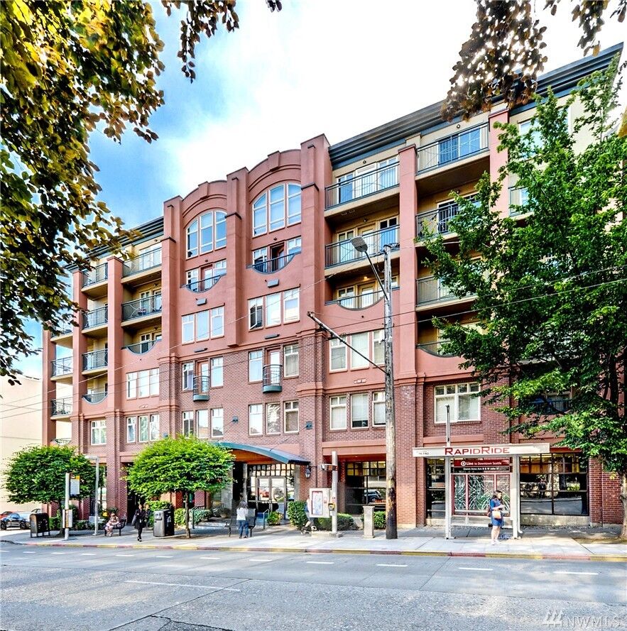 Property Photo:  123 Queen Anne Ave N 305  WA 98109 