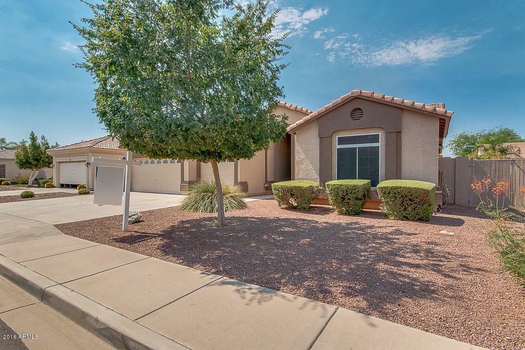 Property Photo:  1920 W Armstrong Way  AZ 85286 