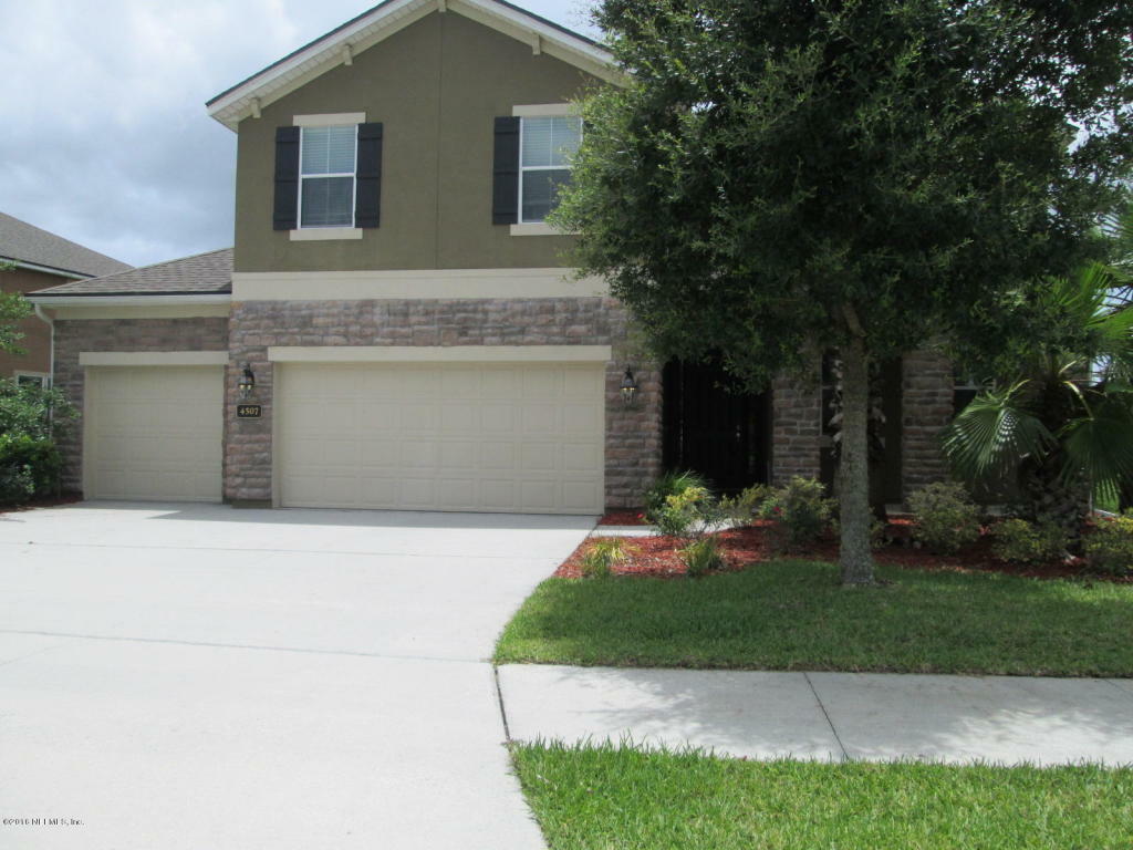 Property Photo:  4507 Gray Hawk Street  FL 32065 