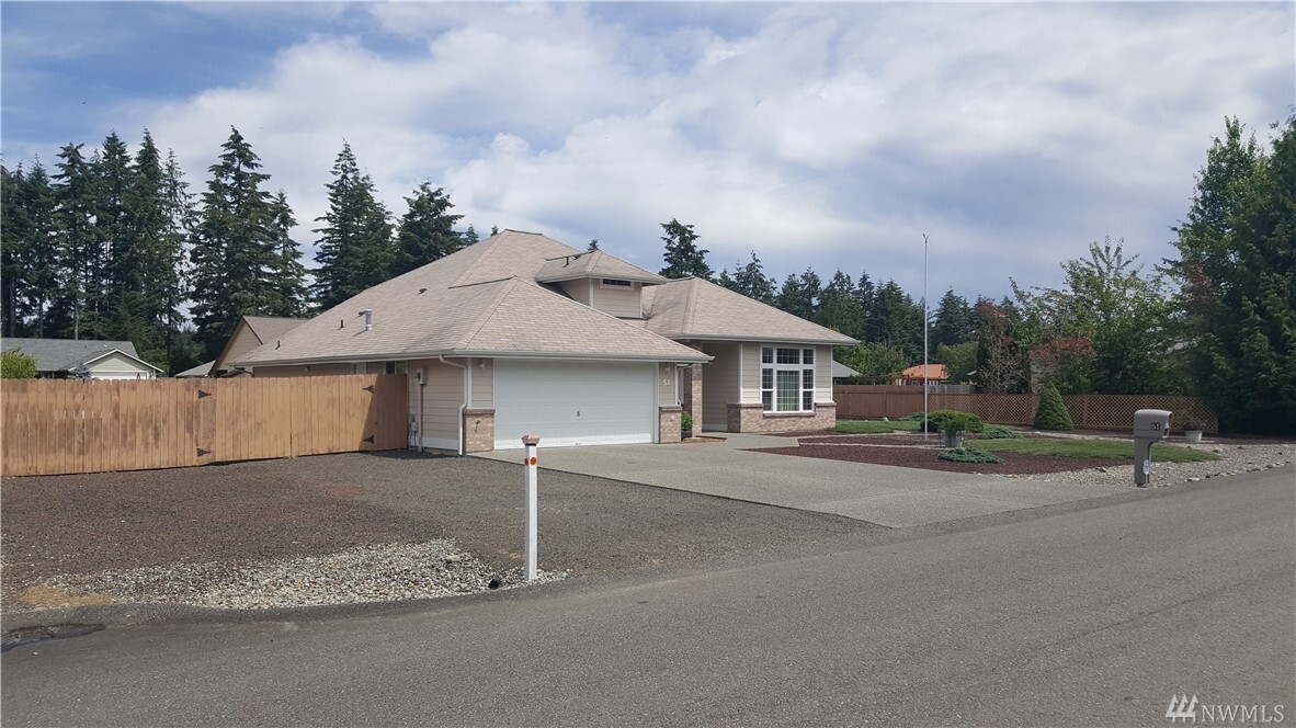 Property Photo:  51 E Warbler Court  WA 98524 