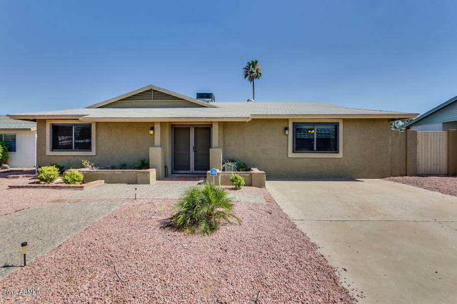 Property Photo: 2407 E Aldine Street AZ 85032