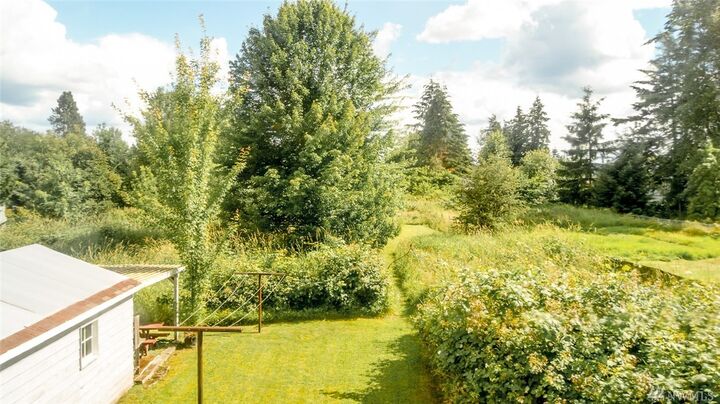Property Photo: 1170 95th St E WA 98445