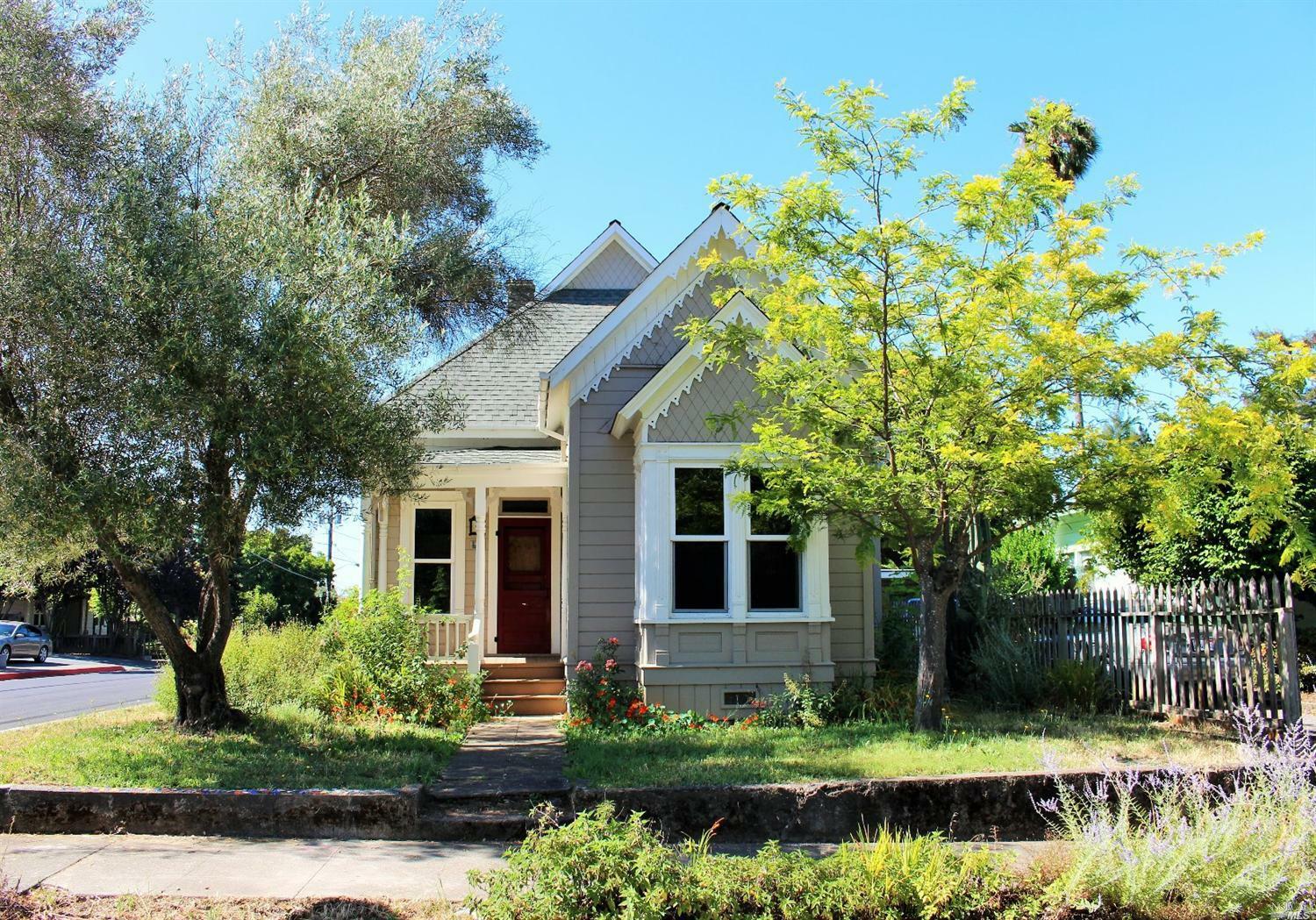 Property Photo:  122 Lincoln Street  CA 95448 